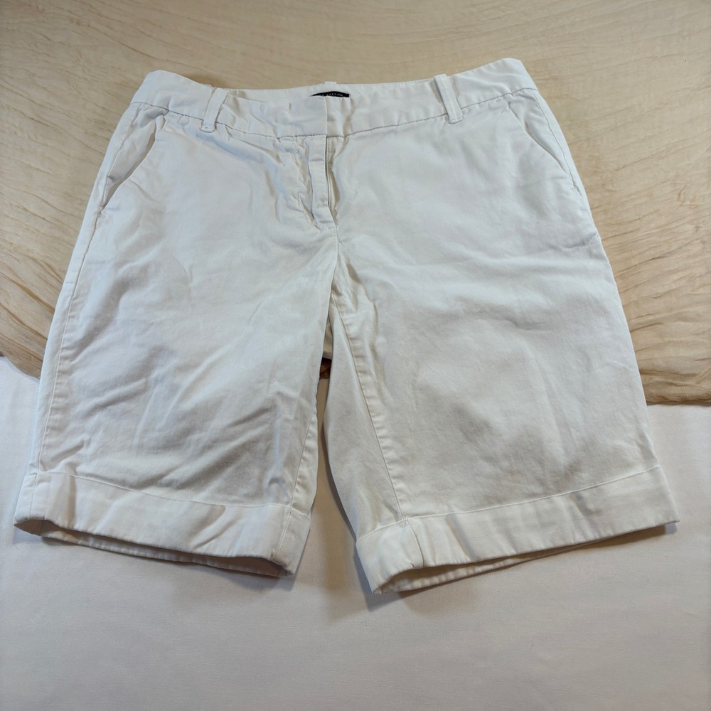 Ann‎ Taylor  Womens Curvy White Cotton Blend Cuffed Bermuda Shorts Size 4P